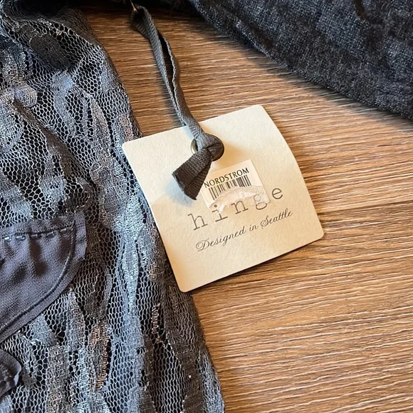 NWT hinge beaded sweater size small - Picture 4 of 4